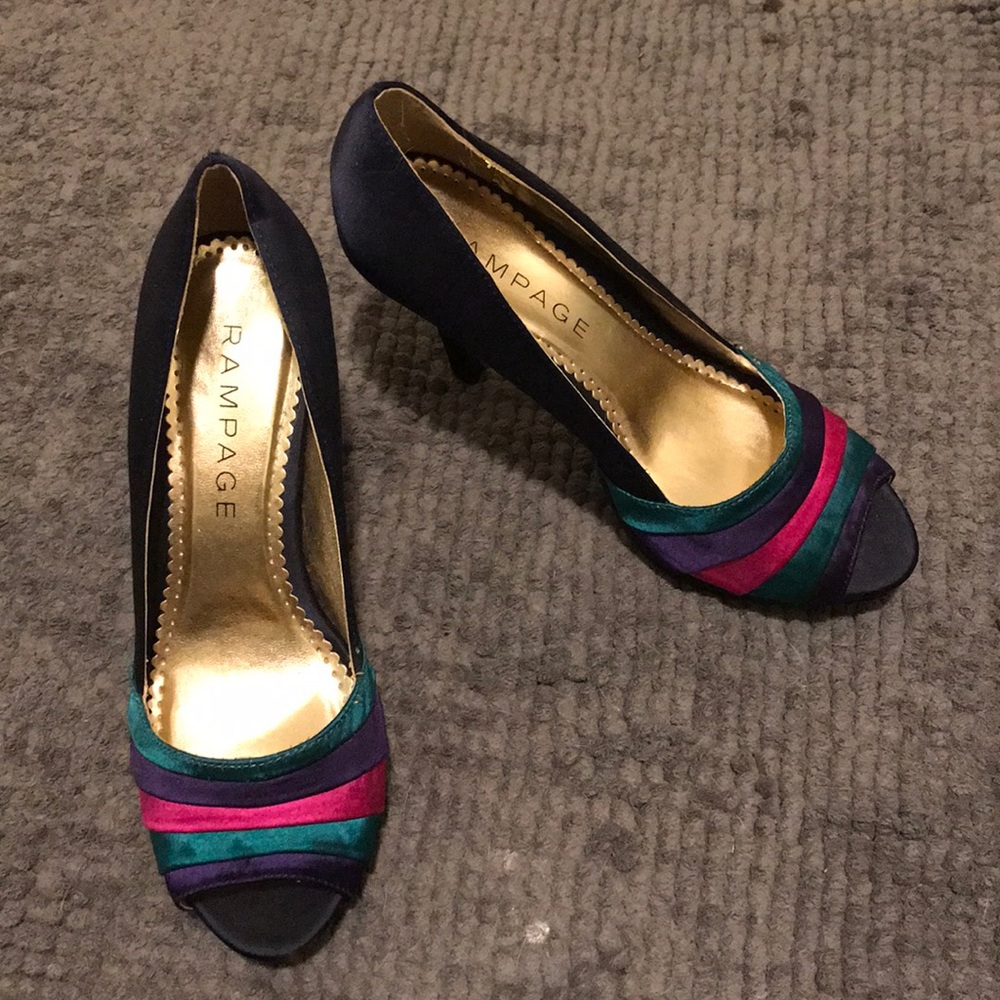 Beautiful colorful Rampage heels 😍